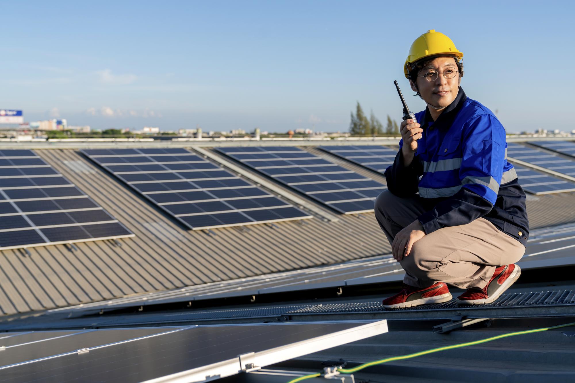 Quality solar panel systems f you’re going solar, you want it to work really well, right? That’s why quality matters. Good solar panels give you more power, last longer, and help you save more money over time.