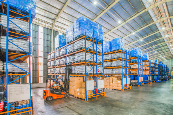 Industrial & Manufacturing Facilities Heavy-duty systems built for demanding environments. Improve airflow and reduce downtime